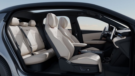 限時領享價13.59萬元起,越級顏值、性能、補能天花板,領克Z20