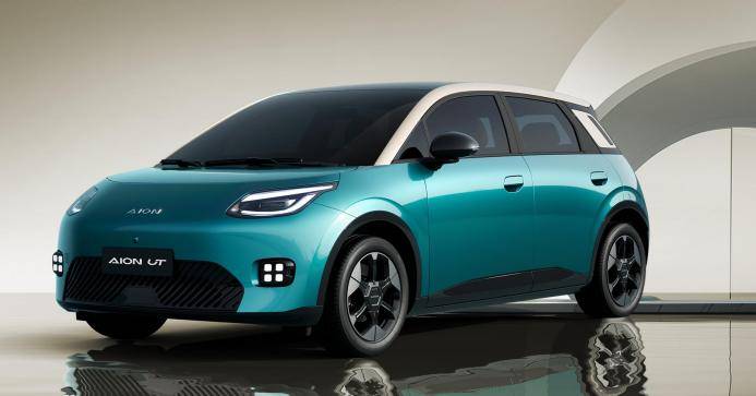 車企2025年銷量目標(biāo):新勢(shì)力普遍翻倍,傳統(tǒng)車企穩(wěn)中求升