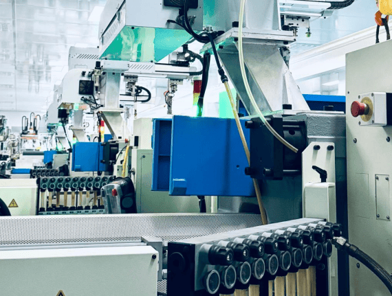 汽車連接器模具脫模設計關乎生產質量的核心環(huán)節(jié)