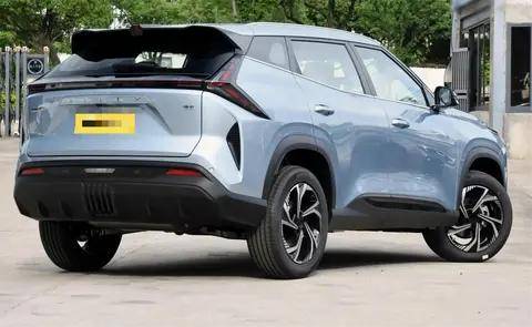 新年吉利價(jià)8.78萬(wàn)起!博越 COOL 性價(jià)比首選,速來(lái)?yè)屬?gòu)!