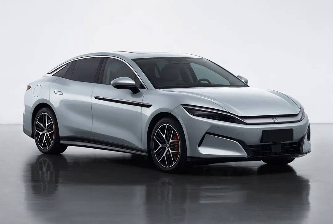 比亞迪又從技術魚池里撈魚了,友商要怎么跟?