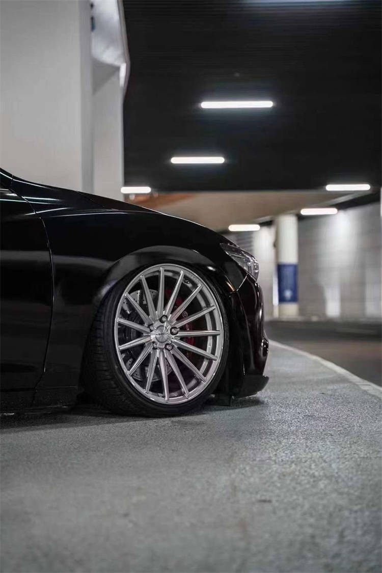 馬自達阿特茲改裝AIRBFT氣動避震底盤升降:展現個性與性能