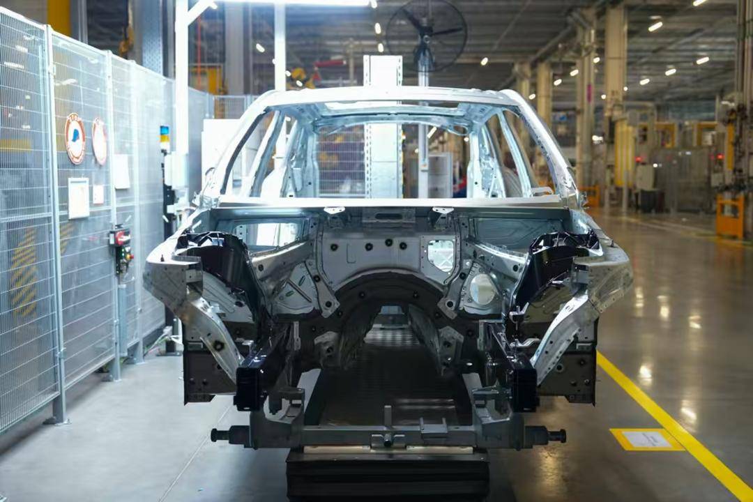 “煉獄式”測試幾乎繞了赤道50圈?全新BMW X3“智能駕趣”誕生記