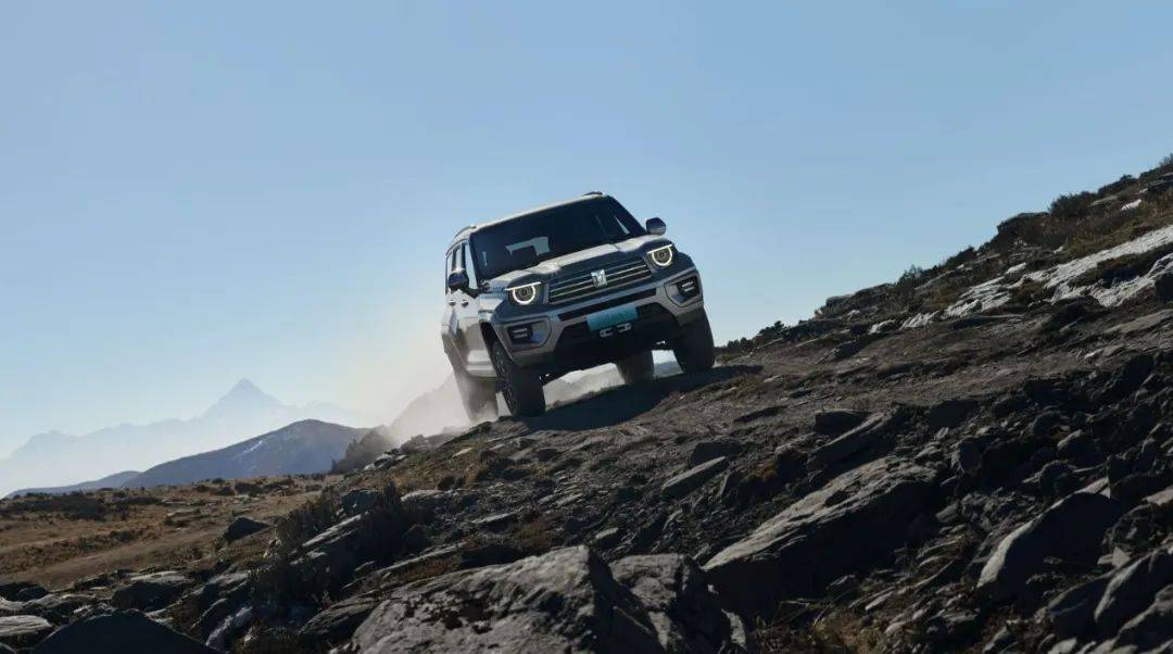 坦克700Hi4-T:中大型越野SUV市場(chǎng)攪局者?