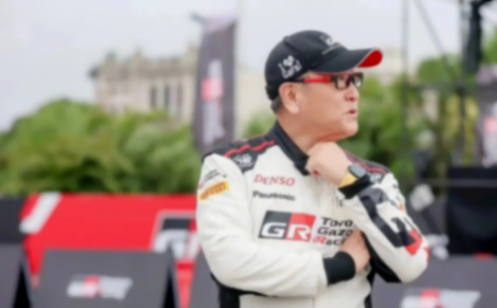 出乎意料!雷克薩斯敲定國產,但只生產純電動 穿著制服的男人
描述已自動生成